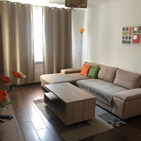 Central Home Piatra Neamţ Eksteriør billede