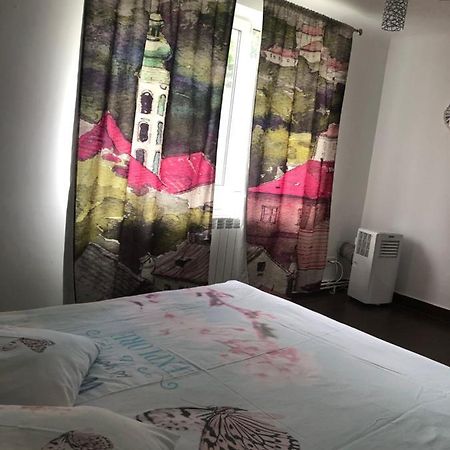 Central Home Piatra Neamţ Eksteriør billede
