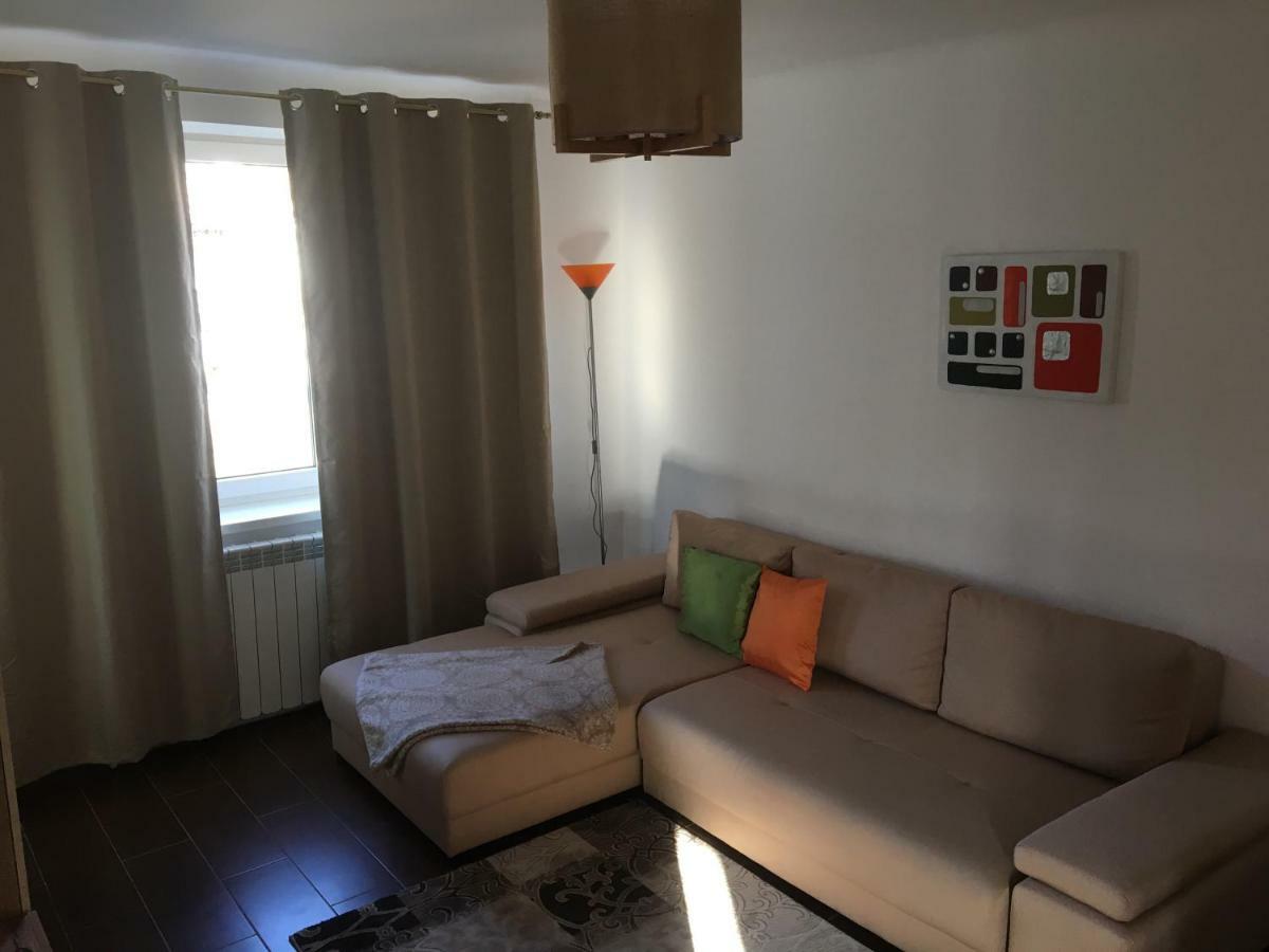 Central Home Piatra Neamţ Eksteriør billede